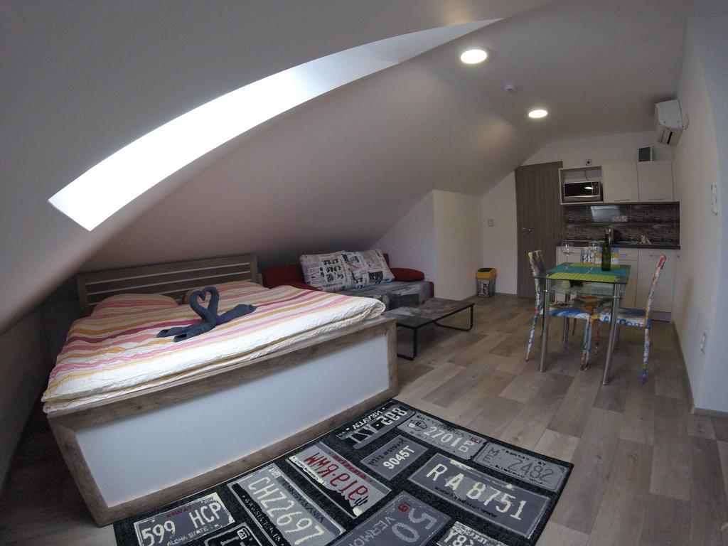 Penzion U Hada Velké Pavlovice 客房 照片